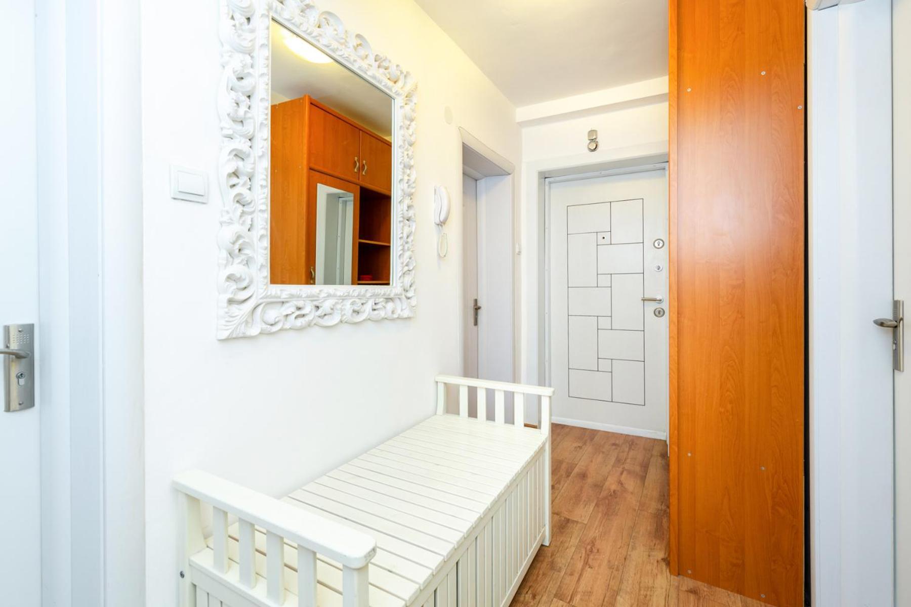 The White Apartment - Free Parking Sofia Zewnętrze zdjęcie