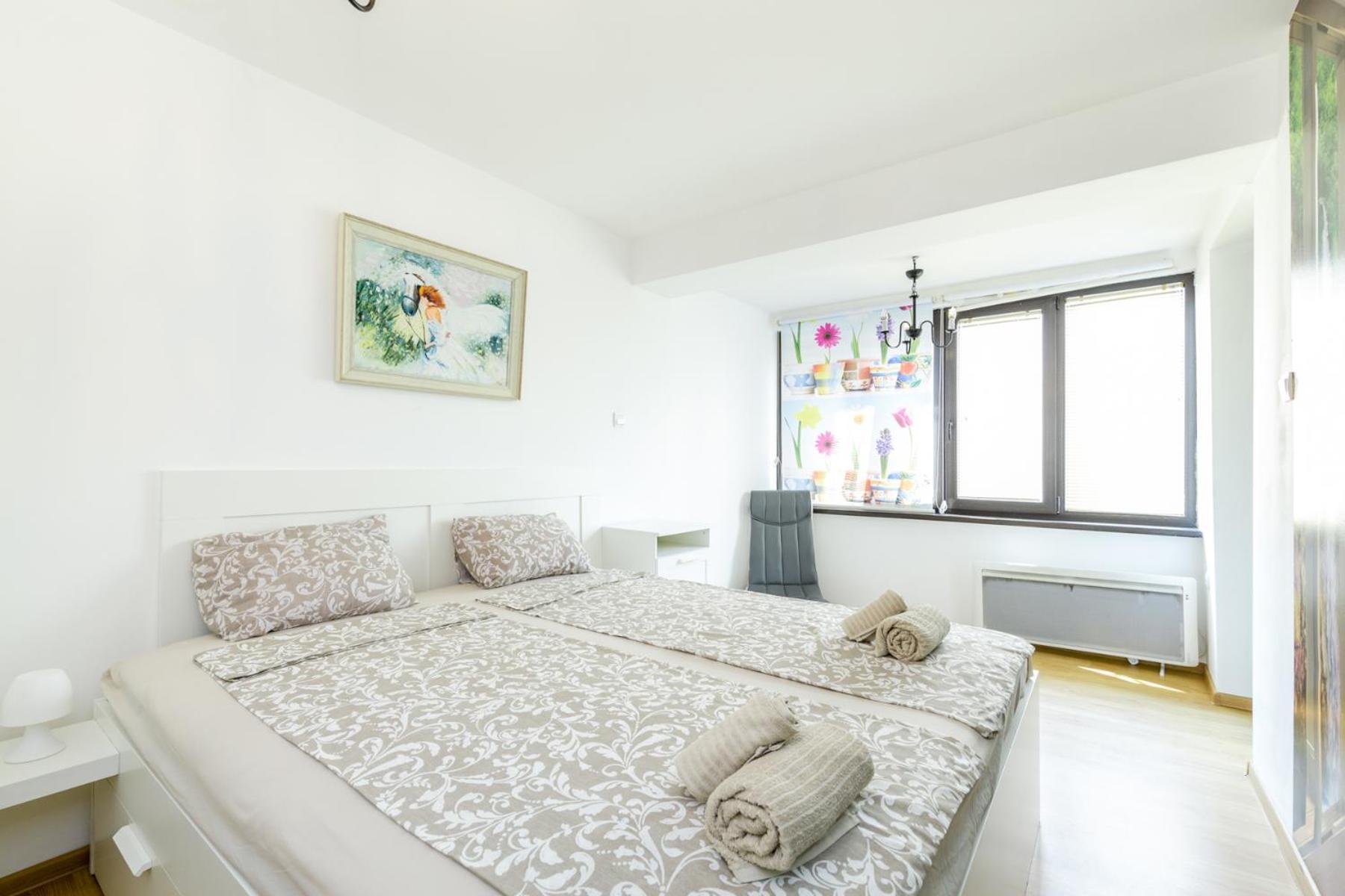 The White Apartment - Free Parking Sofia Zewnętrze zdjęcie